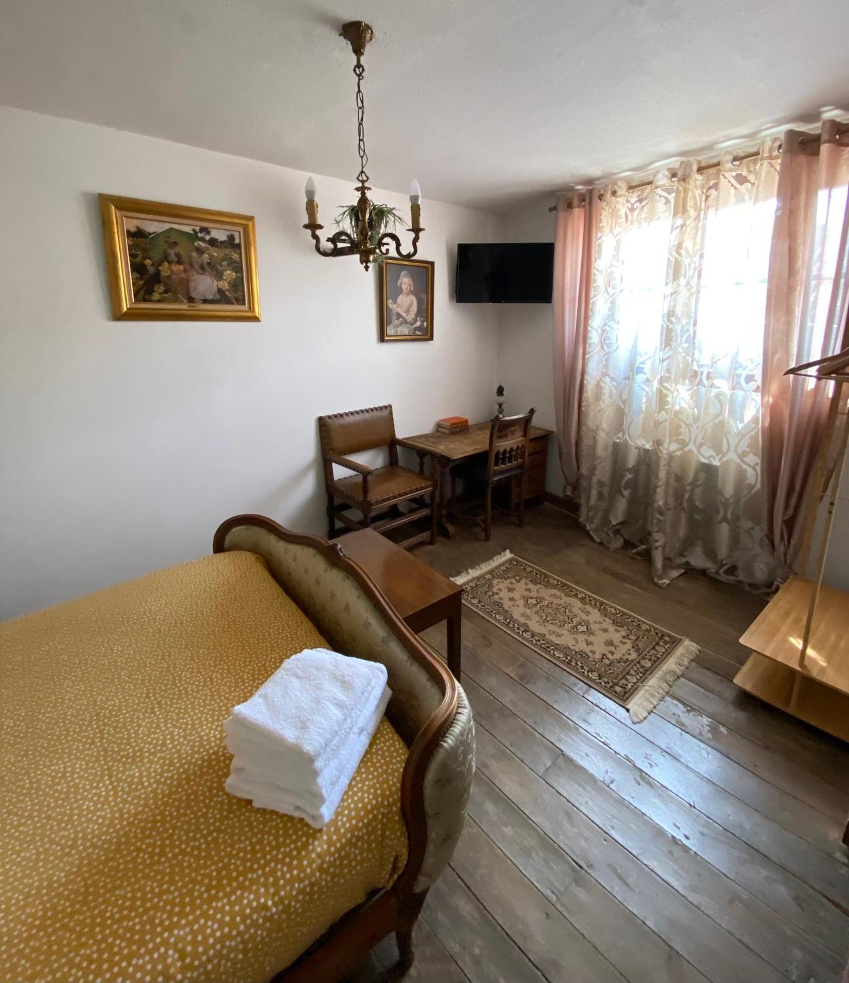 Os-Thel, Chambres A Louer Tautavel 외부 사진